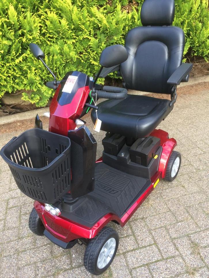 Demonteerbare scootmobil en zetel in hoogte verstelbaar, Diversen, Brommobielen en Scootmobielen, Zo goed als nieuw, Ophalen