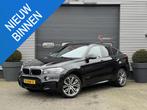 BMW X6 xDrive30d High Executive M-Sport | Camera | 21 Inch L, Auto's, Stof, Gebruikt, 2993 cc, Zwart