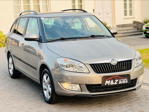 Skoda Fabia 1.2 TSI *** 15.000 km * NIEUW !! 1 ste eigenaar, Auto's, Skoda, Bedrijf, Te koop, Fabia, ABS, Airbags, Airconditioning