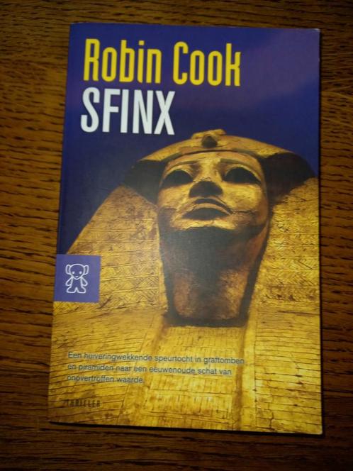 Robin Cook - Sfinx, Boeken, Thrillers, Zo goed als nieuw, Ophalen of Verzenden