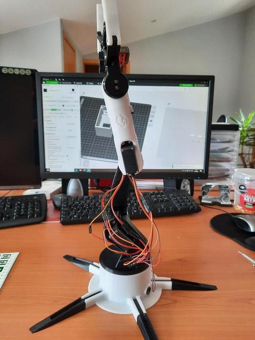 Robotarm 6axes, Computers en Software, Overige Computers en Software, Zo goed als nieuw, Ophalen