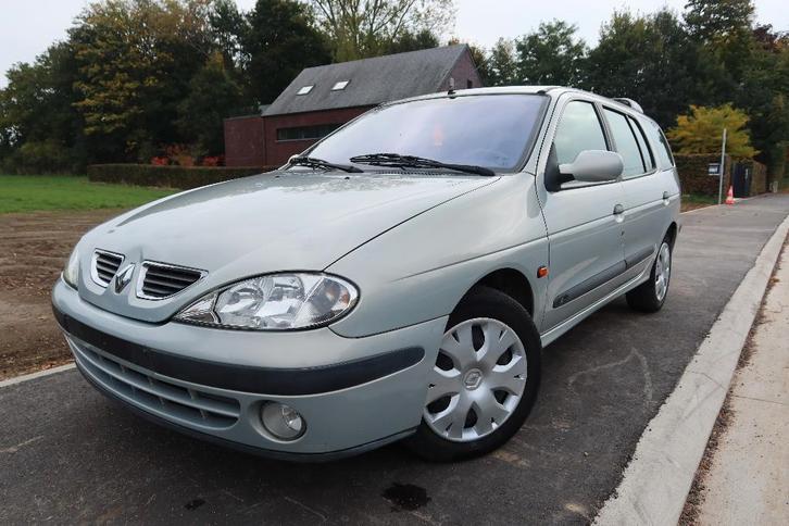 Renault Mégane break 1.6cc automatique - Climatisée, Autos, Renault, Particulier, Mégane, Essence, Euro 3, Break, 4 portes, Automatique