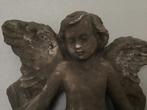 Engel in  aardewerk, Antiek en Kunst, Antiek | Religieuze voorwerpen, Ophalen of Verzenden