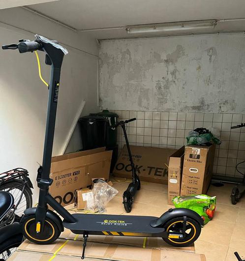 Elektrische Step / Nieuw / In doos / V10 / 25Km / H, Fietsen en Brommers, Steps, Nieuw, Elektrische step (E-scooter), Ophalen