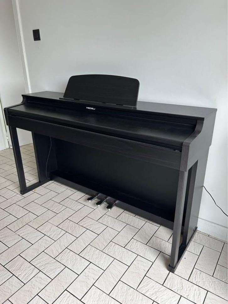 Medeli UP203 Digitale Piano, Muziek en Instrumenten, Piano's, Zo goed als nieuw, Piano, Zwart, Digitaal, Ophalen