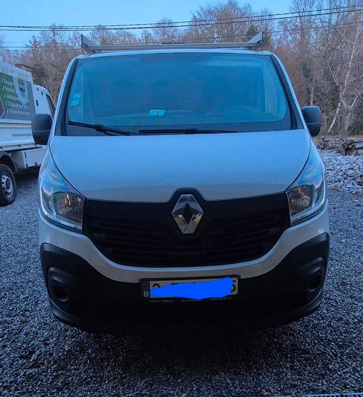 Renault trafic, Autos, Camionnettes & Utilitaires, ABS, Airbags, Air conditionné, Bluetooth, Verrouillage central, Barres de toit
