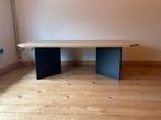 Table de salon en bois deux couleurs, Maison & Meubles, Bureaux, Comme neuf