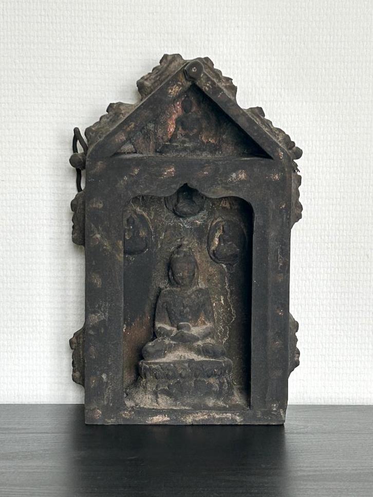 Oud gesneden houten huisaltaar met Boeddha - Nepal, Antiek en Kunst, Kunst | Niet-Westerse kunst, Ophalen of Verzenden