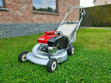 „HONDA HR 21-5" zelfrijdende grasmaaier beschikbaar voor biedingen