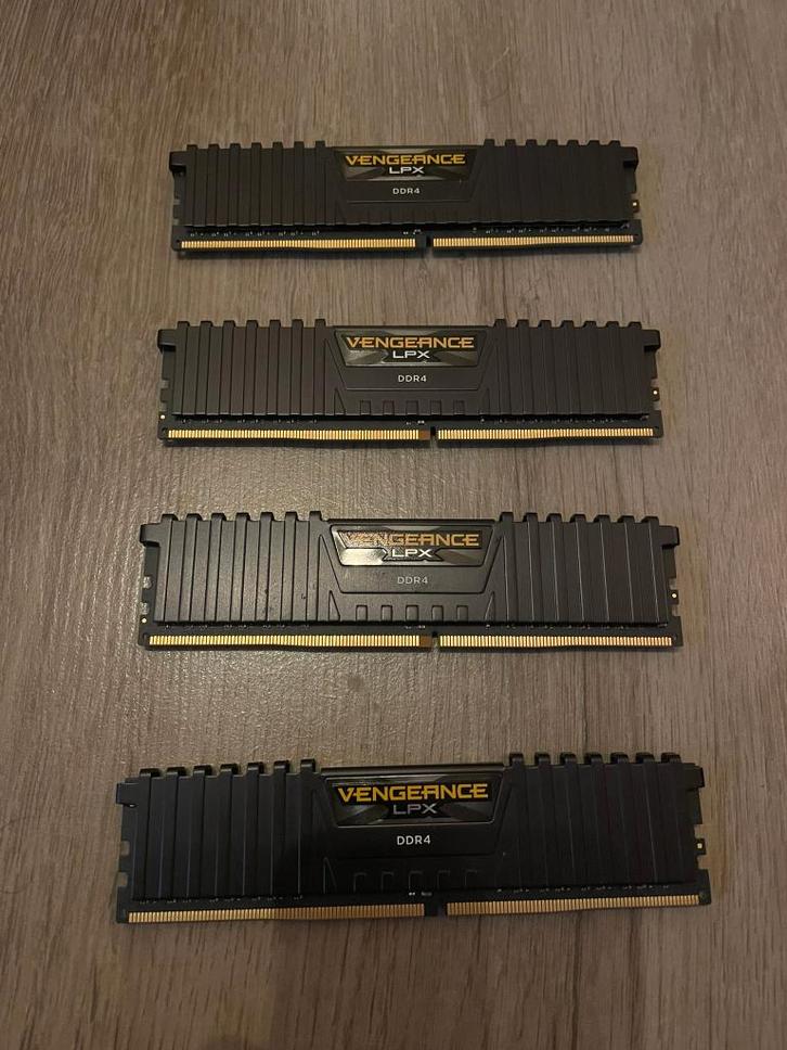Corsair Vengeance LPX DDR4 – 32GB (4x8GB) 3600MHz, Computers en Software, RAM geheugen, Zo goed als nieuw, Desktop, 32 GB, DDR4