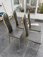 Gratis 4 metalen stoelen in kunstleder (Zepperen), Huis en Inrichting, Ophalen, Gebruikt, Vier