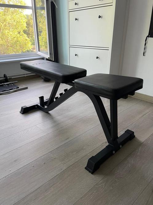 Fitnessbank - Focus Fitness Force 8, Sport en Fitness, Fitnessmaterialen, Zo goed als nieuw, Fitnessbank, Armen, Benen, Borst