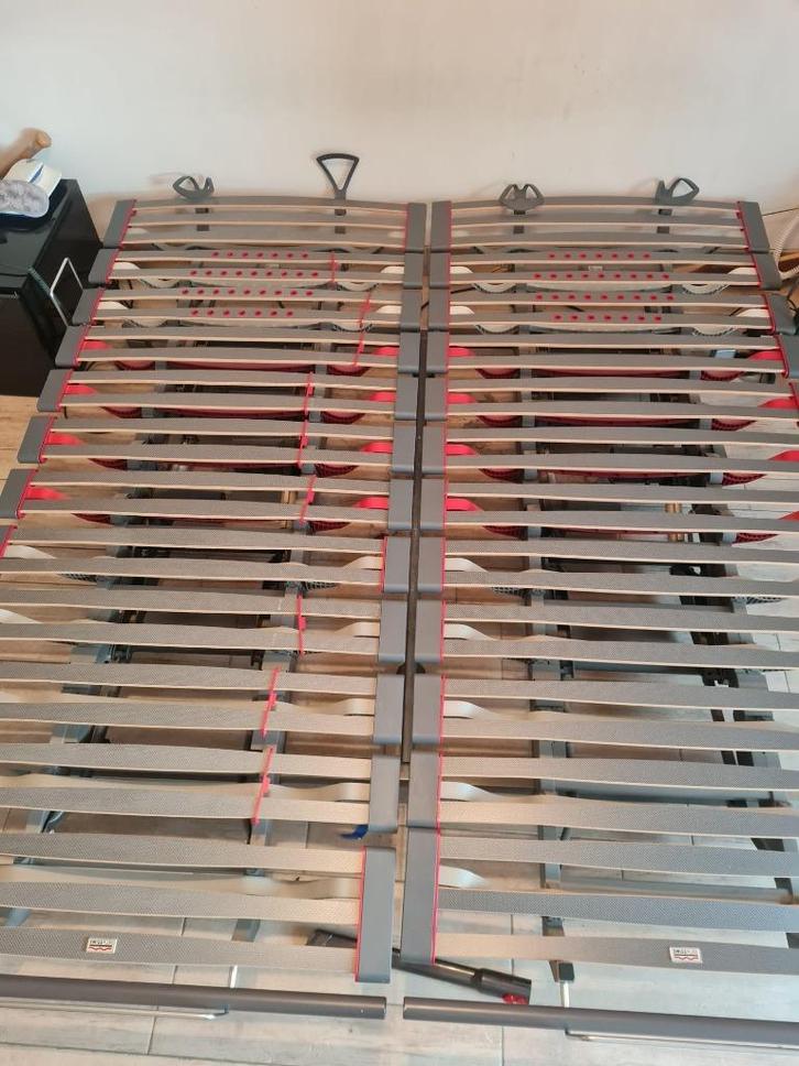 verstelbaar bed, Huis en Inrichting, Slaapkamer | Bedden, Zo goed als nieuw, Tweepersoons, 180 cm, 200 cm, Metaal, Grijs, Verstelbaar