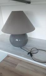 Belle lampe de table, Maison & Meubles, Lampes | Lampes de table, Comme neuf, Autres matériaux, Enlèvement, 50 à 75 cm