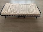 Eenpersoonsopklapbed met matras, nooit gebruikt, Huis en Inrichting, Slaapkamer | Bedden, Ophalen, Nieuw, Eenpersoons
