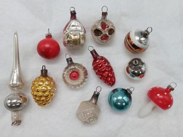 Leuke set feathertree kerstballetjes met piekje beschikbaar voor biedingen