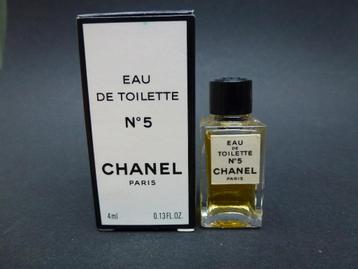 Mini parfumflesje chanel n°5 edt 4 ml vol met doosje nieuw, Verzamelen, Ophalen of Verzenden, Nieuw, Miniatuur, Gevuld