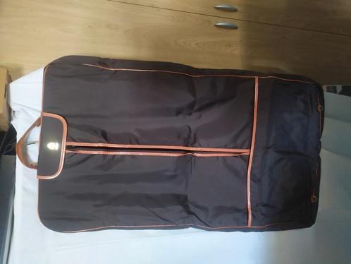 Opberg/reistas voor bv.kostuum, hemden,..., Handtassen en Accessoires, Tassen | Reistassen en Weekendtassen, Nieuw, Bruin, 80 cm of meer