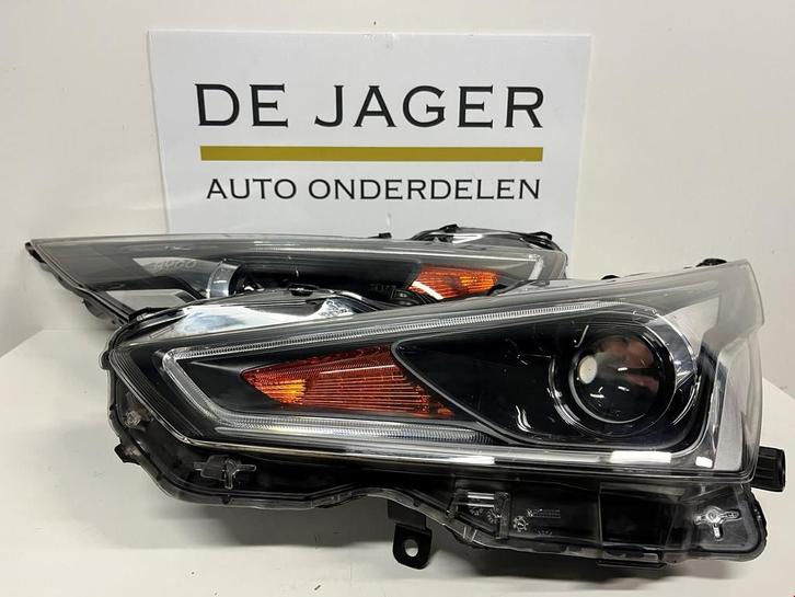 TOYOTA AYGO FACELIFT LED KOPLAMPEN SET LINKS + RECHTS, Auto-onderdelen, Verlichting, Toyota, Gebruikt