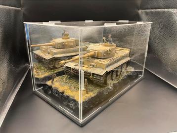 Tiger 1 in display case disponible aux enchères