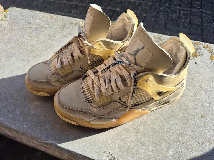 Nike Air Jordan 4 retro off-white / sail maat 40, Kleding | Heren, Schoenen, Zo goed als nieuw, Sneakers, Overige kleuren, Ophalen