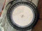 Full spectrum led grow light ufo 200 W, Ophalen, Zo goed als nieuw, Verstelbaar met ophang systeem