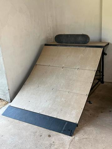 Quarter Pipe  beschikbaar voor biedingen
