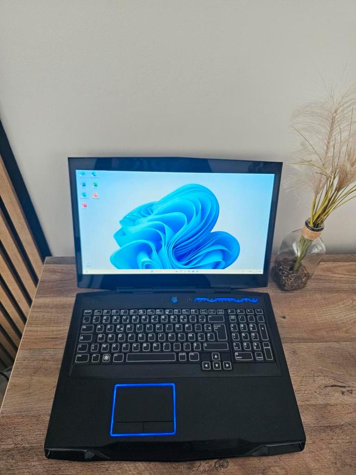 Alienware gaming laptop i7 FULLHD 16gb Ram Windows 11+Office, Computers en Software, Windows Laptops, SSD, Gaming, Ophalen of Verzenden