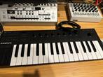 Komplete Kontrol M32, Musique & Instruments, Utilisé, Enlèvement ou Envoi