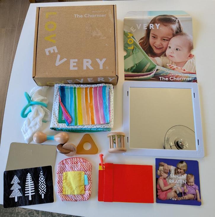 Lovevery play kit maand 3-4 The Charmer, Enfants & Bébés, Jouets | Jouets de bébé, Utilisé, Autres types, Enlèvement