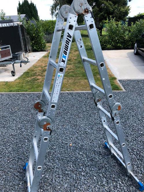 Aluminium plooiladder 4 delen, Doe-het-zelf en Bouw, Ladders en Trappen, Gebruikt, Ladder, Ophalen
