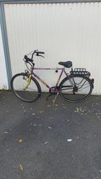 Herenfiets en damesfiets., Ophalen, Zo goed als nieuw