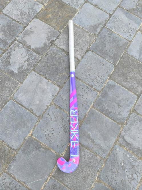 Stick de Hockey Junior Enfant NEUF taille 34,5 40%carbone, Sport en Fitness, Hockey, Zo goed als nieuw, Stick, Ophalen of Verzenden