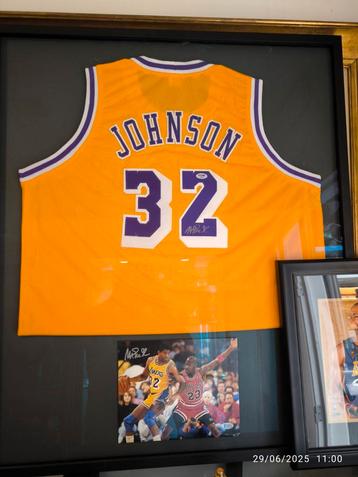 Maillot NBA + photo dédicacée par magic Johnson, Enlèvement, Comme neuf, Maillot