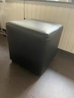 Zwarte poef met wieltjes, Huis en Inrichting, Ophalen, Gebruikt