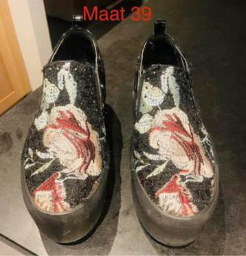 Schoenen liu jo beschikbaar voor biedingen