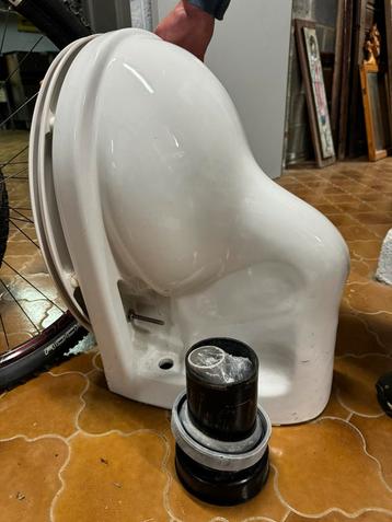 Cuvette Wc complet neuf en porcelaine, Enlèvement, Neuf, Toilettes