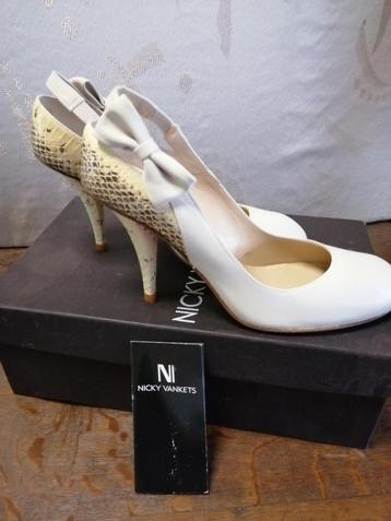 Originele, lederen, nieuwe schoenen Nicky Vankets beschikbaar voor biedingen