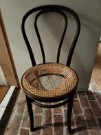 Houten Thonet stoel, Enlèvement