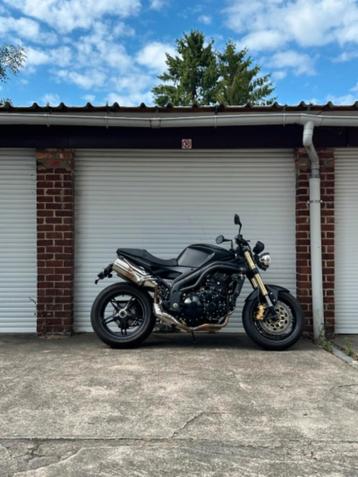 Triumph Speed Triple 1050 2007 5158km beschikbaar voor biedingen