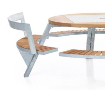 GEZOCHT:  RUGLEUNING voor tuintafel Extremis Gargantua beschikbaar voor biedingen