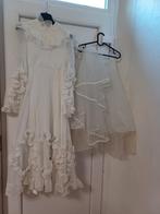 A vendre robe de mariée 4pièces .avec chapeau..etc.., Vêtements | Femmes, Enlèvement, Comme neuf, Robe de mariée