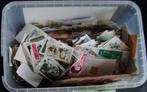 Doos postzegels 342 gram, Ophalen of Verzenden