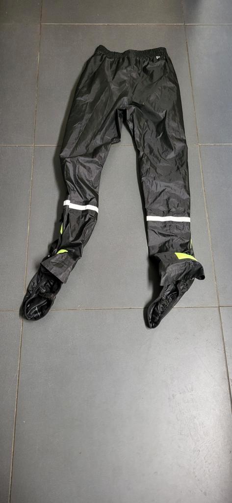 Kinder regenbroek 12/13 jaar, Fietsen en Brommers, Fietsaccessoires | Fietskleding, Zo goed als nieuw, Schoenen, Ophalen of Verzenden