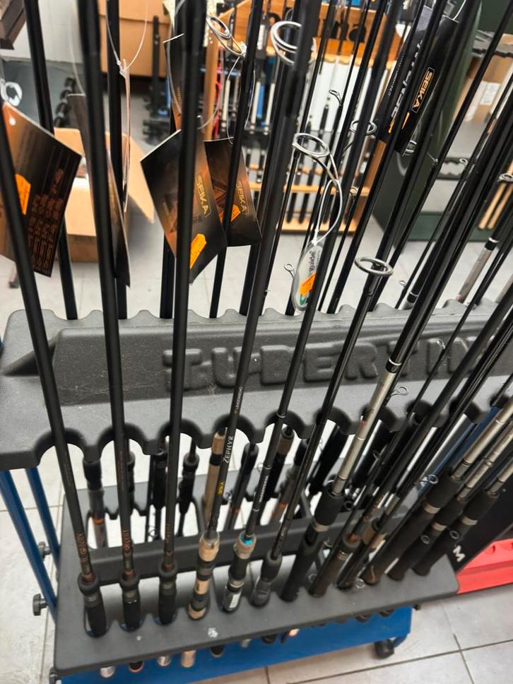 Spinhengels, Watersport en Boten, Hengelsport | Roofvissen, Nieuw, Werphengel, Ophalen