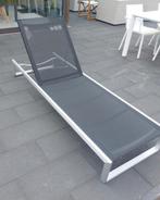 Chaise longue design MANUTTI ( NEUVE), Tuin en Terras, Ophalen, Zo goed als nieuw