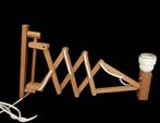 2 Lampes scandinaves design Translandia en bois. 100 EUR/pc, Ophalen