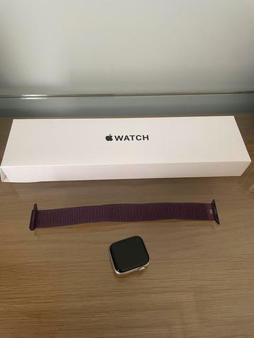 Apple Watch SE 2de / 40mm beschikbaar voor biedingen