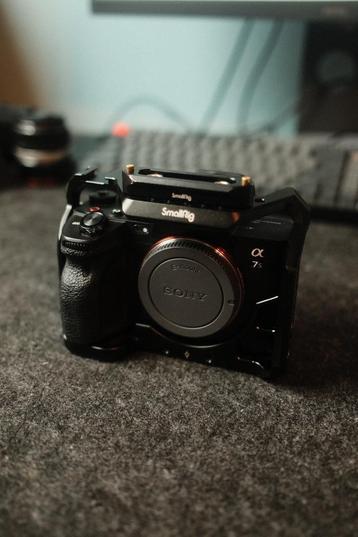 Sony a7siii + Sigma 24-70 2.8 + accesoires beschikbaar voor biedingen