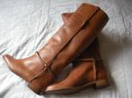 Paire de bottes hautes., Kleding | Dames, Schoenen, Ophalen, Hoge laarzen, Bruin, Uterque